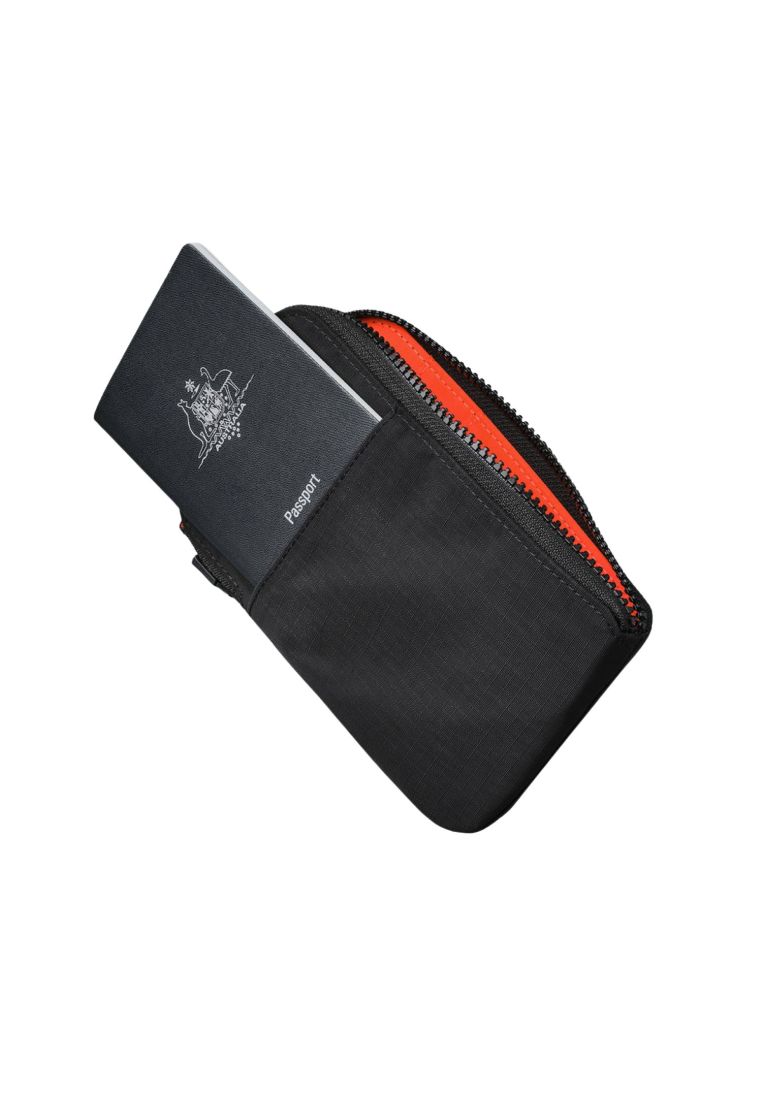 Alpaka ALPAKA Zip Travel Wallet 210D (Black)
