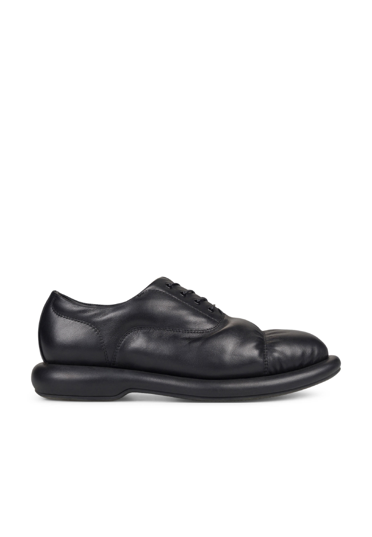 CLARKS Womens CUR Oxford 1 Oxford - Black Leather