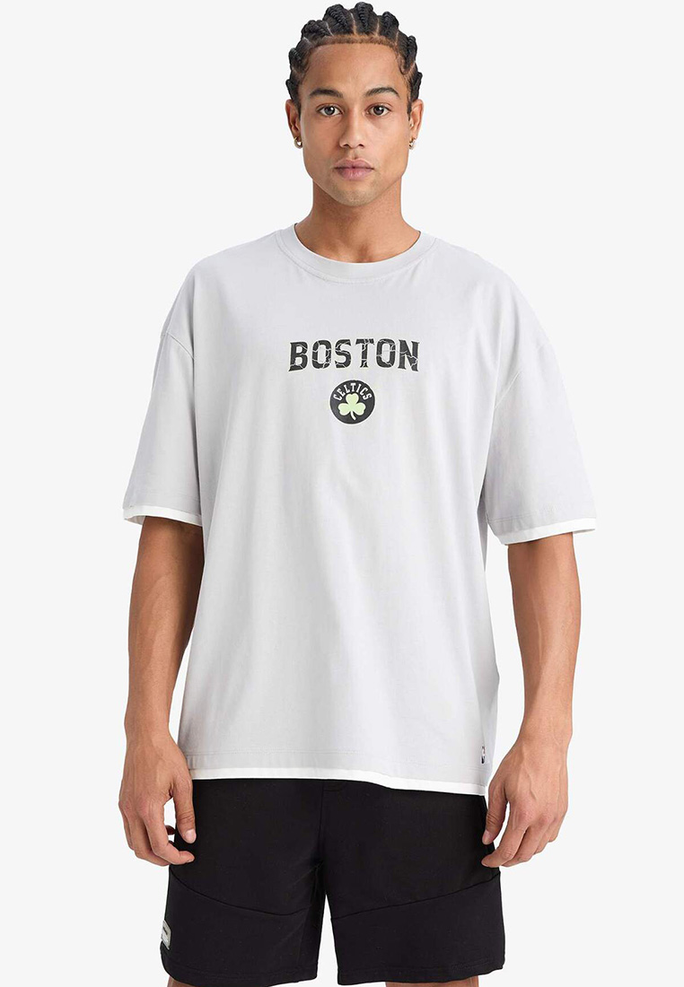DeFacto Nba Boston Celtics Oversize Wide Fit Crew Neck Back Printed Short Sleeve T-Shirt