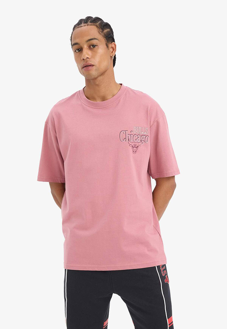 DeFacto Nba Chicago Bulls Boxy Fit Crew Neck Back Printed Short Sleeve T-Shirt