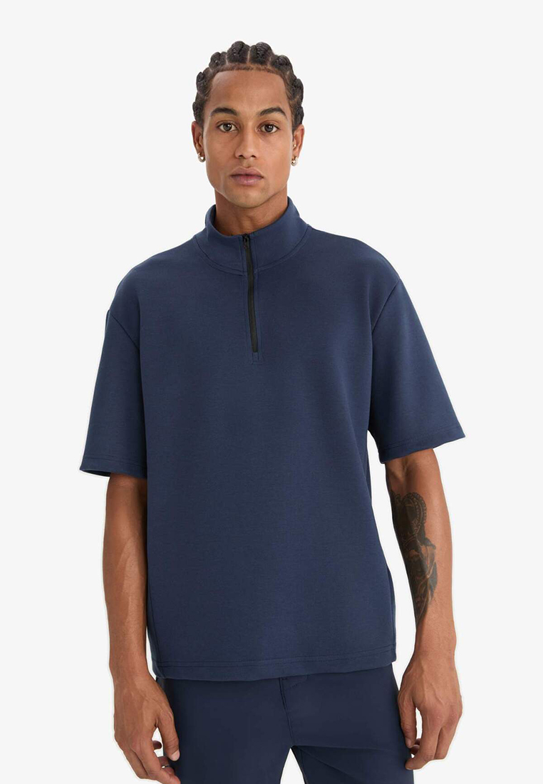 DeFacto Standard Fit Stand Collar Zippered Athlete Fabric T-Shirt