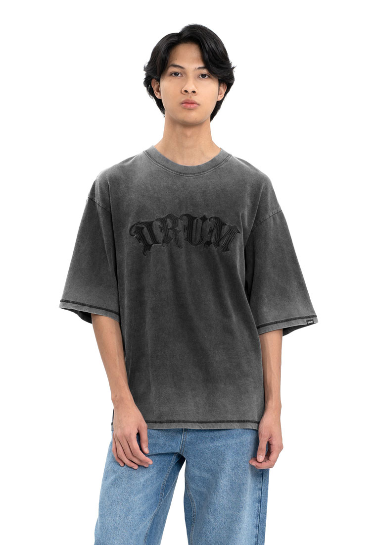 DRUM Select Jawi Inspired Slogan Oversized Tee- Black