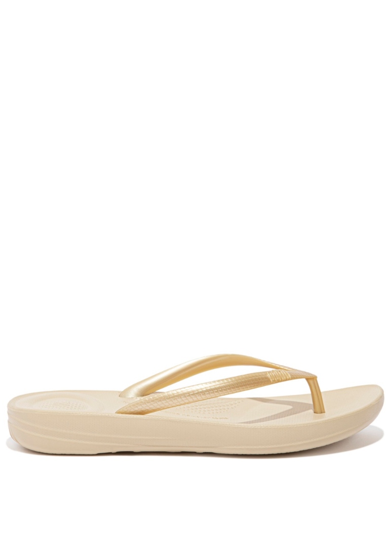FitFlop FitFlop iQUSHION Women's Ergonomic Flip-Flops - Gold (E54-010)