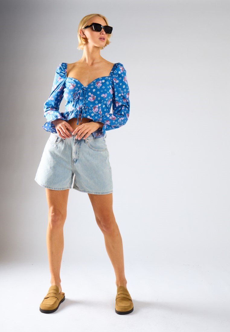 Glamorous Sweetheart Neckline Blouse