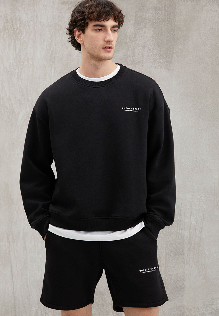 GRIMELANGE Bryan Soft Fabric 3 Thread Oversize Loose Cut Round Neck Printed Sweatshirt