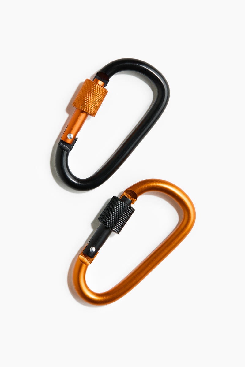H&M 2-pack carabiner hooks