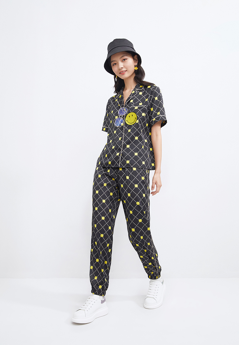Hopeshow Smiley Emoji Print Blouse
