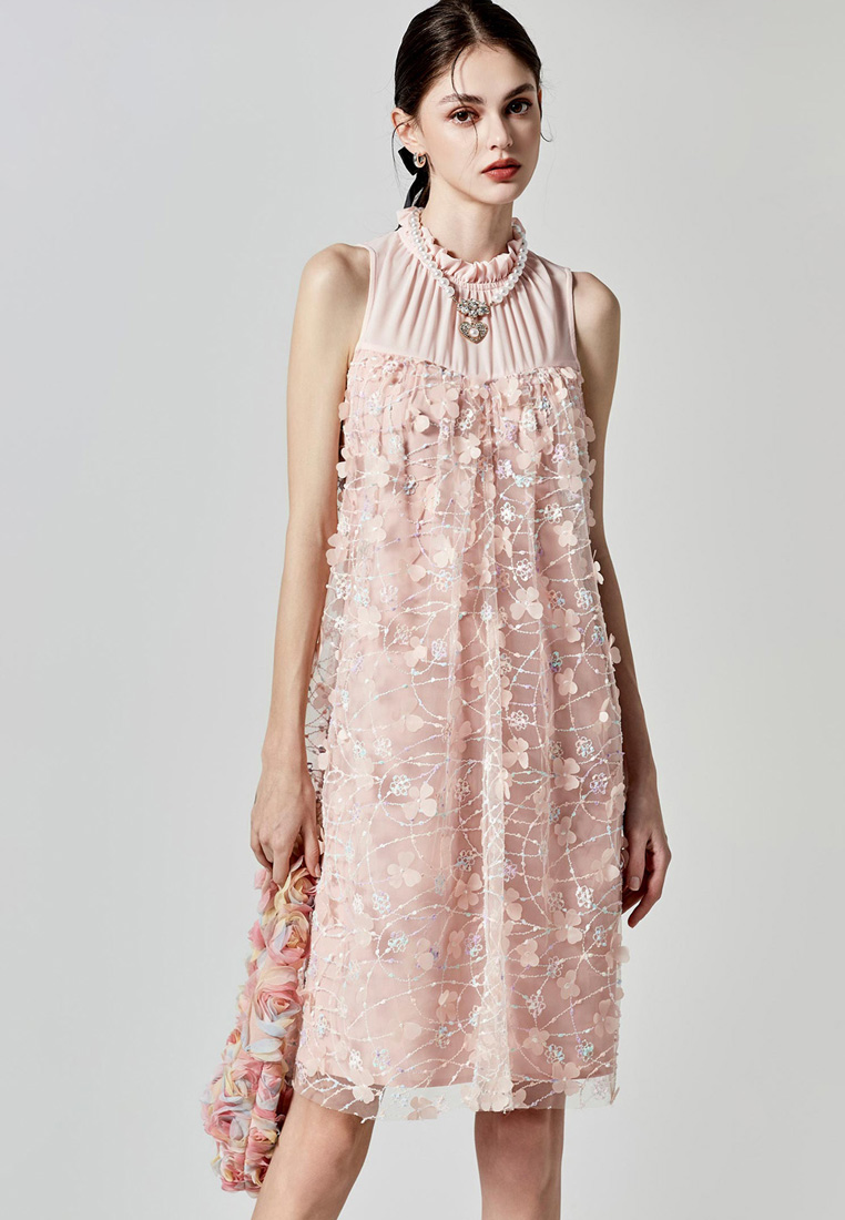 iROO 3-D Floral Detail Pink Dress