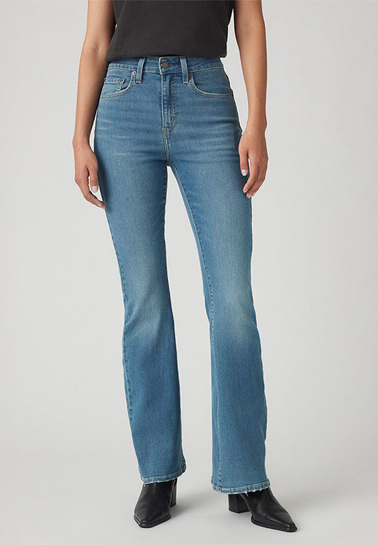 Levi's Women's 726 High-Rise Flare Jeans A3410-0074