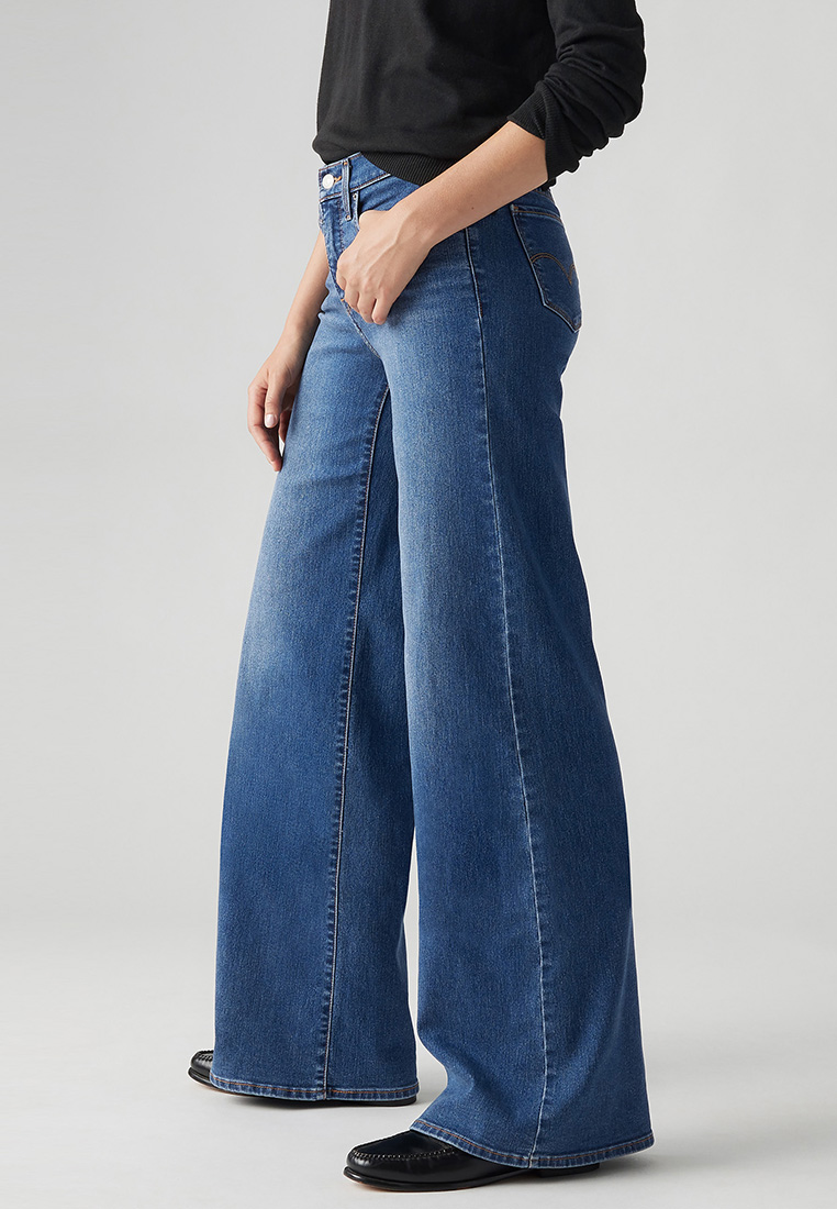 Levi's Women's 318 Shaping Wide-Leg Jeans 001PZ-0001