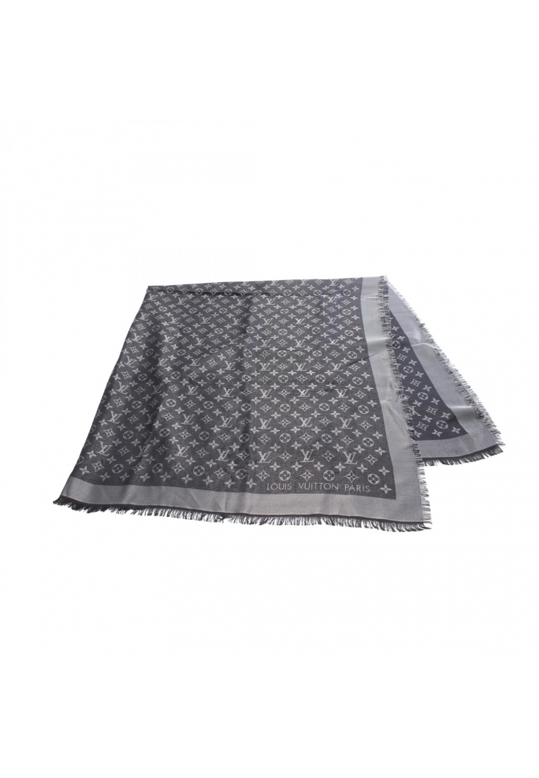 Louis Vuitton Pre-Loved Louis Vuitton shawl monogram shine Stall silk Rayon wool black Silver