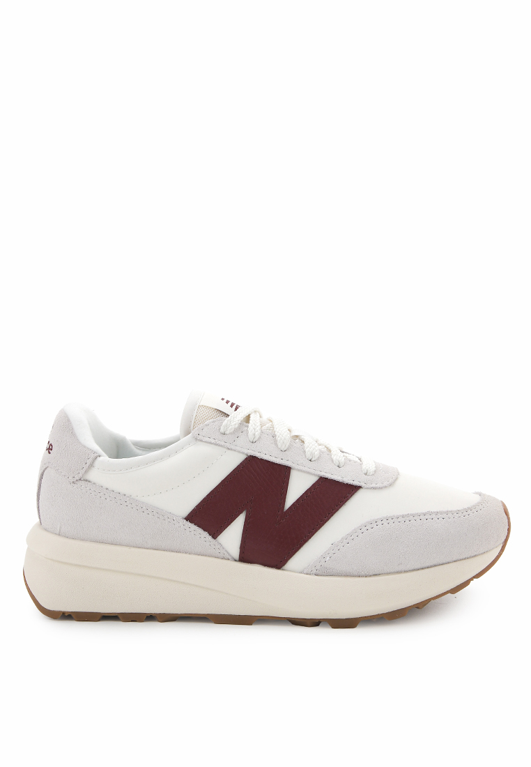 New Balance 370
