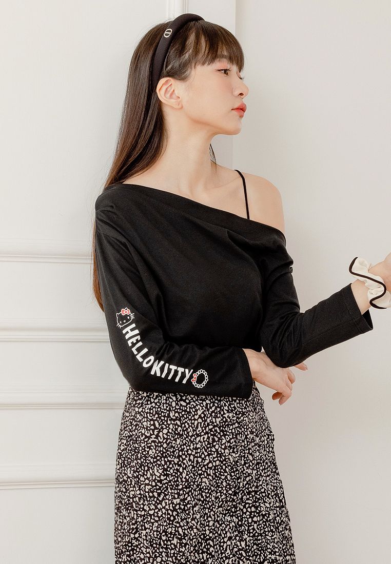 OBSTYLE HELLO KITTY Off-Shoulder Asymmetric Slim-Fit Long Sleeve Top [KB1381]