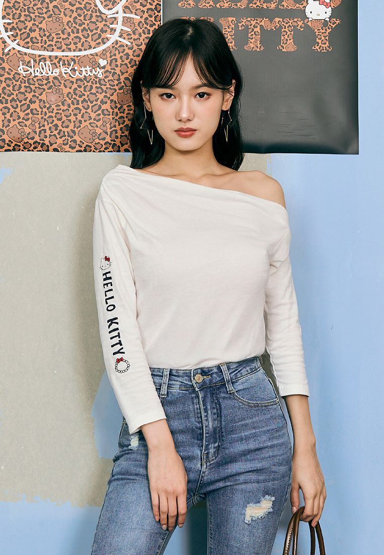 OBSTYLE HELLO KITTY Off-Shoulder Asymmetric Slim-Fit Long Sleeve Top [KB1381]