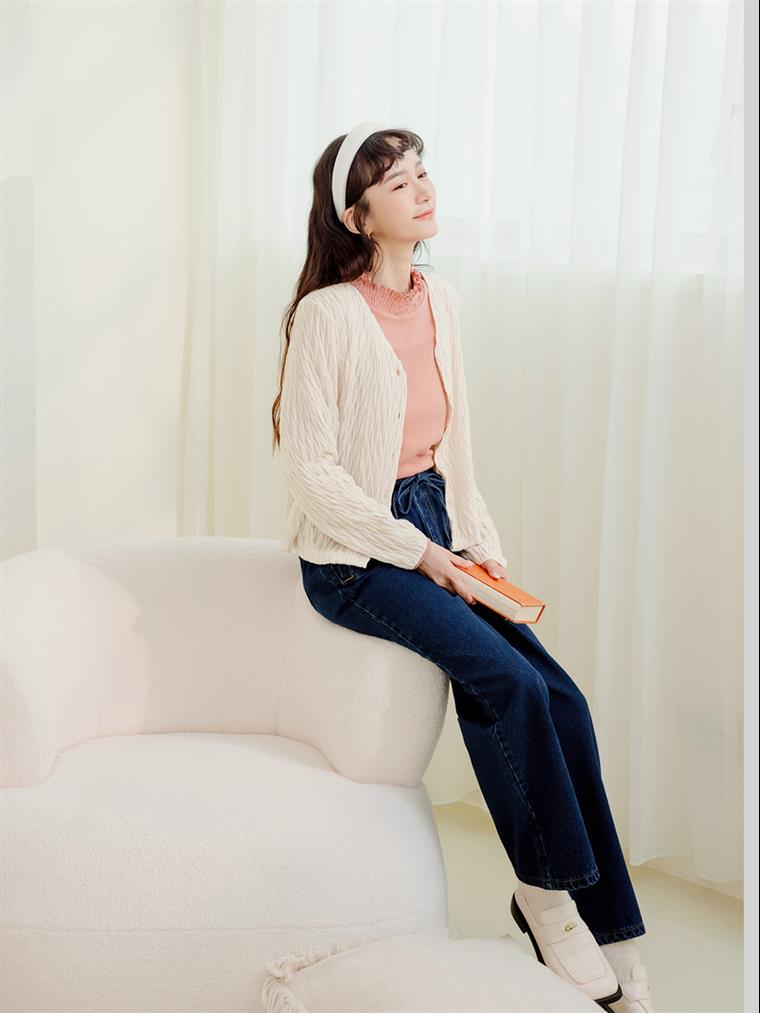 OBSTYLE Small V-face．V-neck 3D Texture Buttoned Top/Coat [AB17992]