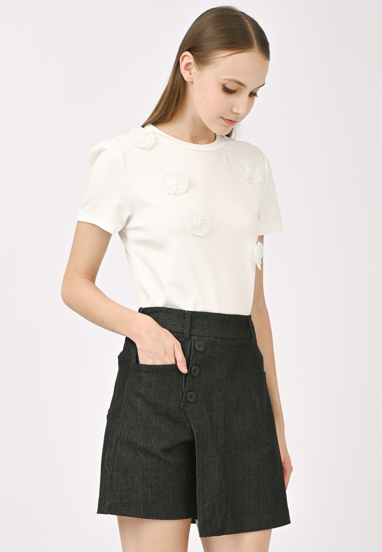 Plain B. 3D Floral T-Shirt