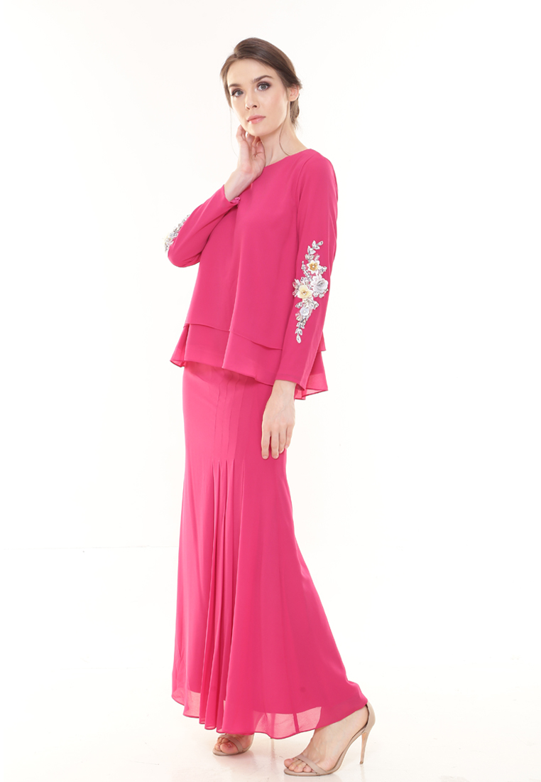 RINA NICHIE COUTURE Gloria Kurung Kedah Modern in Fuchsia Pink