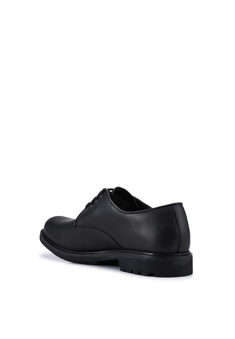 Buy Timberland Men Formal Online 