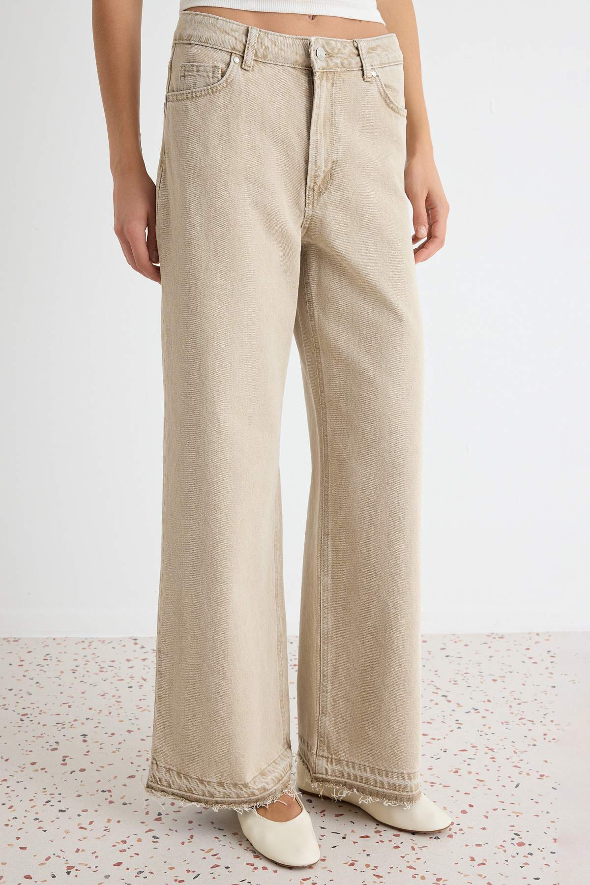 Trendyol Beige Vintage Washed High Waist Wide Leg Jeans With Cuff Detail