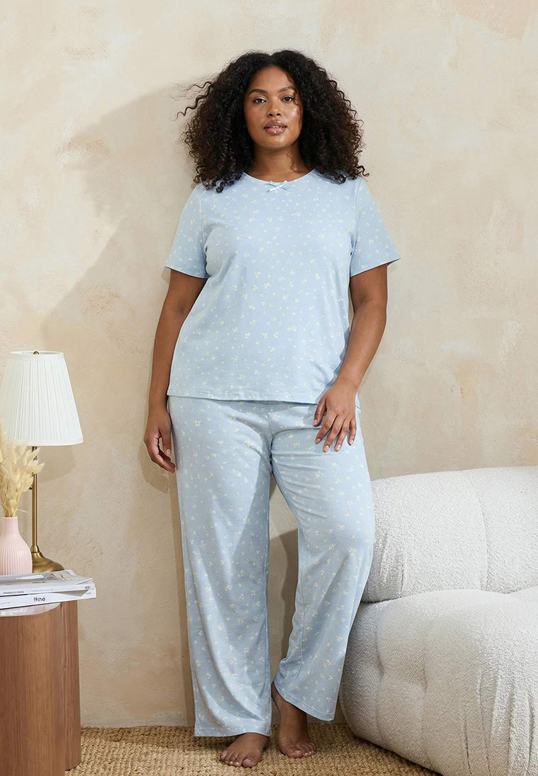 Trendyol Blue Floral Plus Size Pajama Set Tbbss26Ai00010