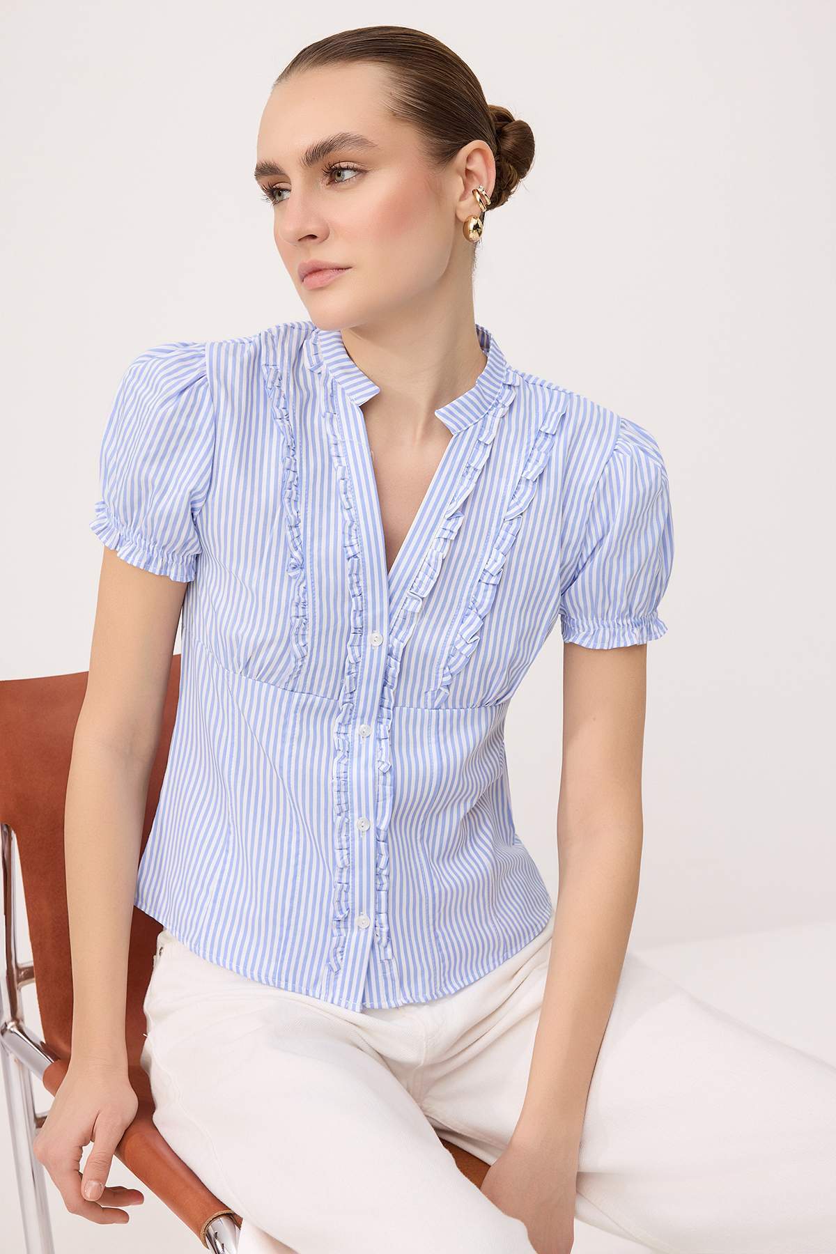Trendyol Blue Striped Lightweight Waist-Fitted Shirt Twoss26Go177