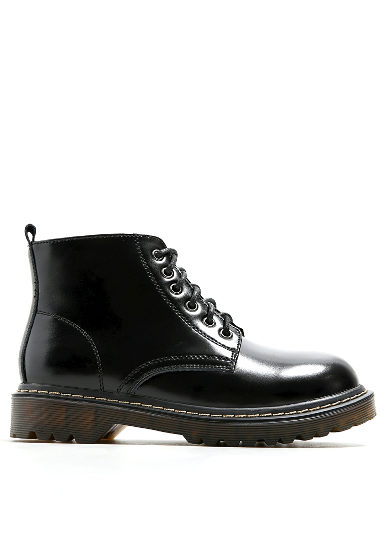 Twenty Eight Shoes Classic Leather Martin Boots MZ509