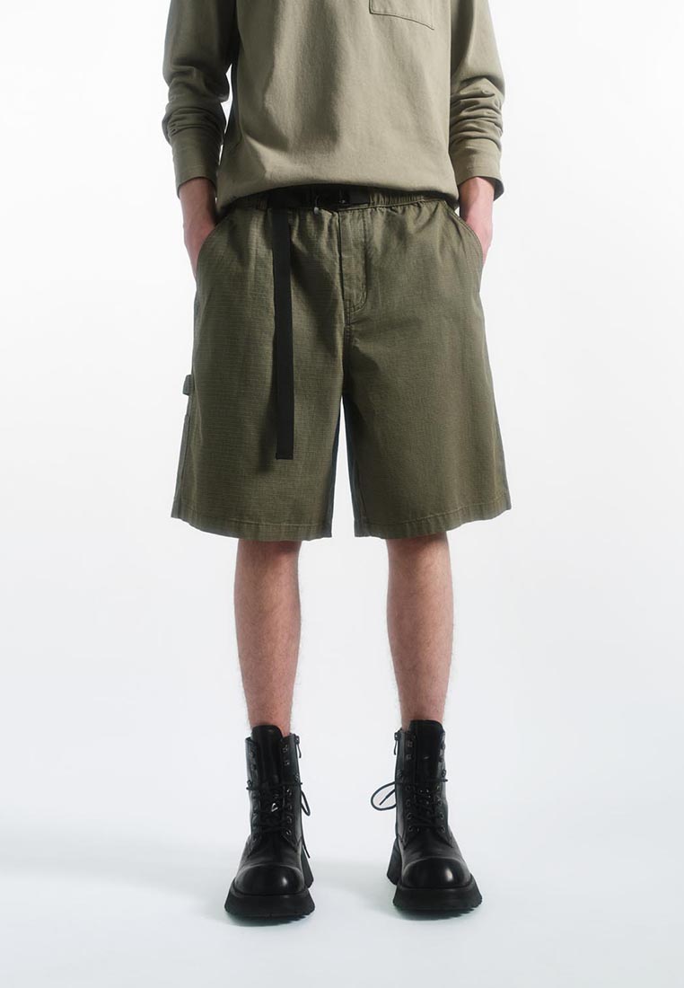 URBAN REVIVO Leisure Shorts